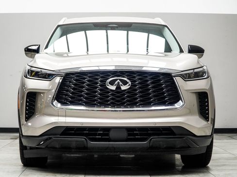 Used 2023 INFINITI QX60 Luxe w/ Cargo Package AWD/4WD image 7