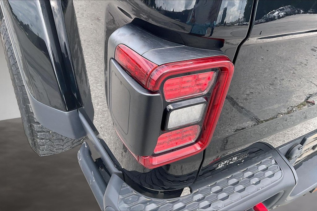 Used 2020 Jeep Gladiator Rubicon AWD/4WD image 23