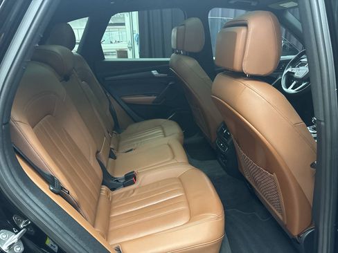 Used 2023 Audi Q5 2.0T Premium w/ Convenience Package AWD/4WD image 27