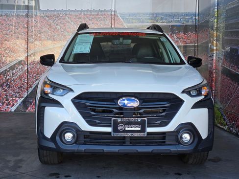 Used 2024 Subaru Outback Onyx Edition image 3