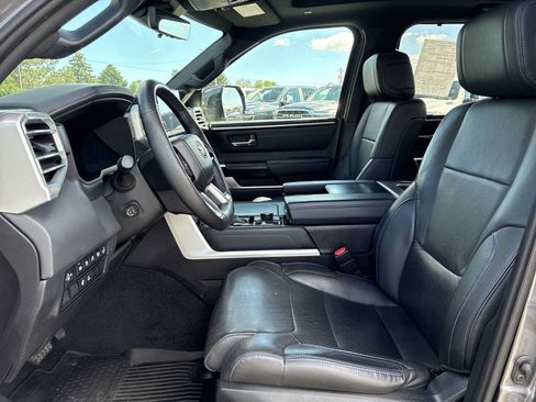 Used 2024 Toyota Tundra Platinum AWD/4WD image 13