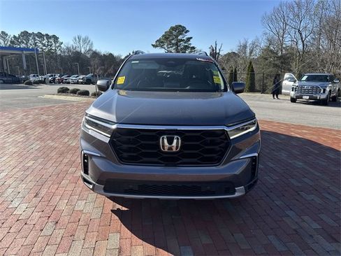 Certified 2024 Honda Pilot Touring image 25