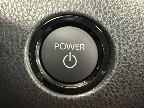 Used 2026 Toyota Camry LE FWD image 23