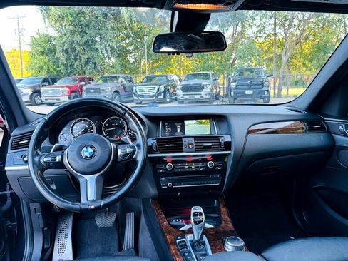 Used 2017 BMW X3 xDrive28i image 11
