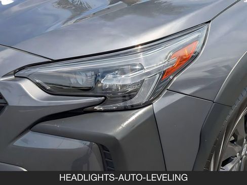 Used 2025 Subaru Outback Onyx Edition AWD/4WD image 11