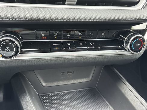 New 2026 Chevrolet Equinox LT image 20