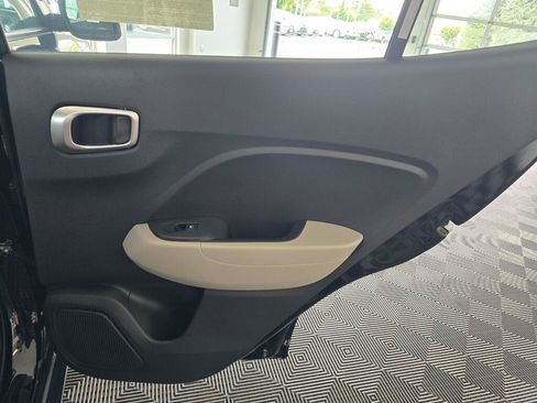New 2026 Hyundai Venue SEL FWD image 36