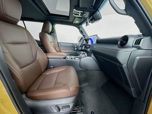 Used 2026 Toyota Land Cruiser image 30