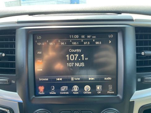 Used 2016 RAM 1500 Big Horn AWD/4WD image 18