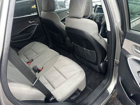 Used 2018 Hyundai Santa Fe Sport w/ 2.4L Value Package 02 AWD/4WD image 9