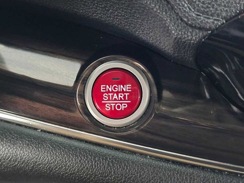 Used 2016 Honda CR-V Touring image 29