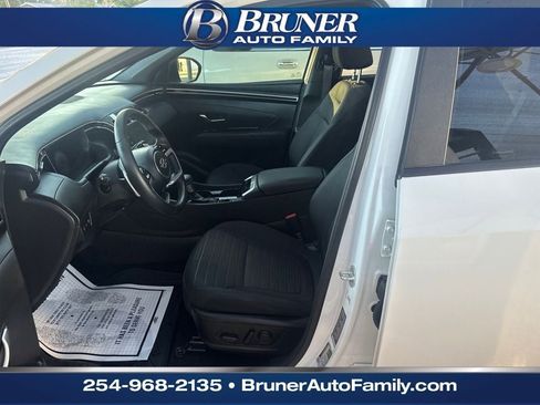 Used 2022 Hyundai Santa Cruz SEL Premium w/ Cargo Package image 12