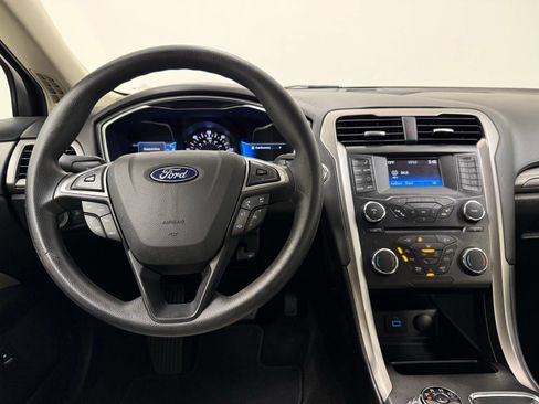 Used 2018 Ford Fusion S FWD image 24