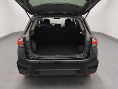 Used 2021 Mitsubishi Outlander Sport SE FWD image 29