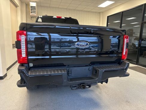 Used 2024 Ford F250 Lariat w/ Lariat Ultimate Package AWD/4WD image 45