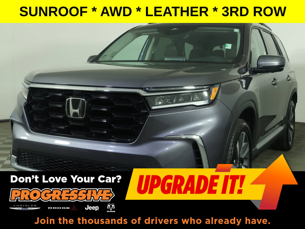 Used 2025 Honda Pilot Elite image 1