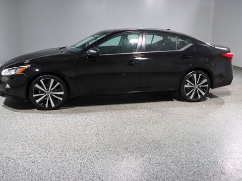 Used 2021 Nissan Altima 2.5 SR image 10