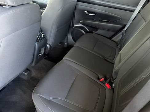 Used 2025 Hyundai Tucson SEL FWD image 13
