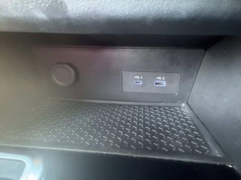 Certified 2024 Nissan Pathfinder SV image 28