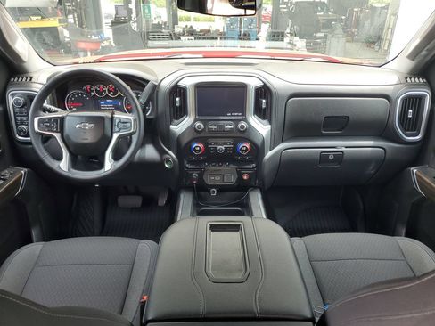 Used 2021 Chevrolet Silverado 1500 LT Trail Boss w/ Bed Protection Package AWD/4WD image 13