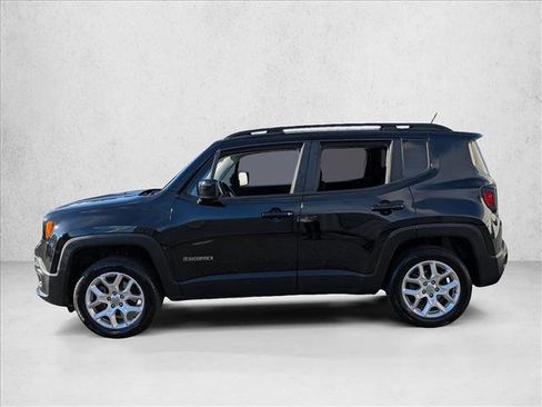 Used 2017 Jeep Renegade Latitude image 9