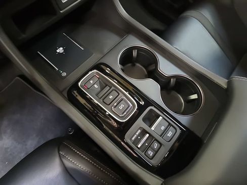 Used 2024 Honda Pilot EX-L image 31