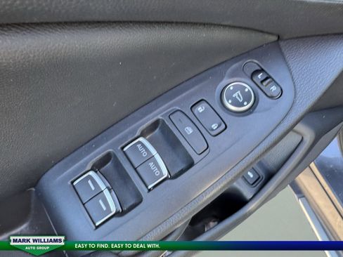 Used 2020 Honda Accord Touring image 7