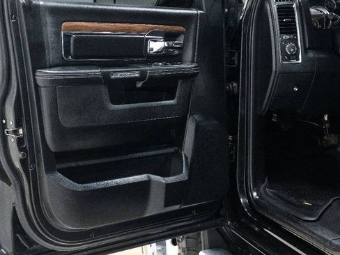 Used 2016 RAM 3500 Laramie AWD/4WD image 22