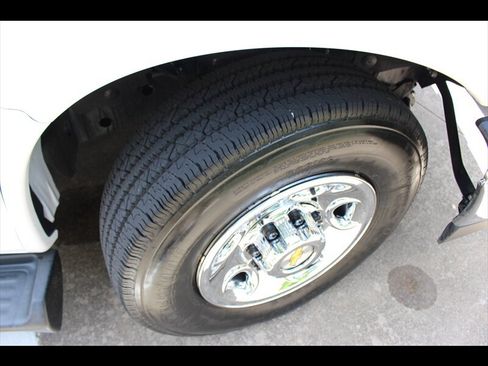 Used 2024 Chevrolet Express 3500 LT w/ LT Preferred Equipment Group RWD image 27