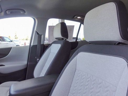 Used 2022 Chevrolet Equinox LT image 11