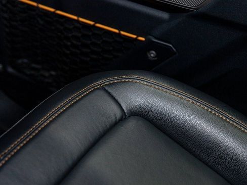 Used 2023 Ford Bronco Badlands image 19