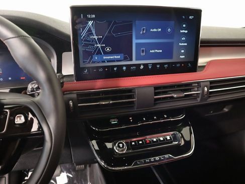 New 2026 Lincoln Corsair Reserve w/ Jet Appearance Package FWD image 5