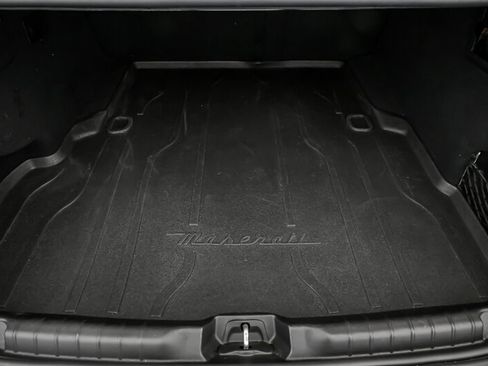 Used 2019 Maserati Ghibli S image 15