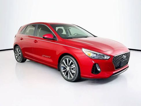 Used 2018 Hyundai Elantra GT image 23