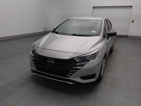 Used 2023 Nissan Versa S w/ Electronics Package FWD image 15