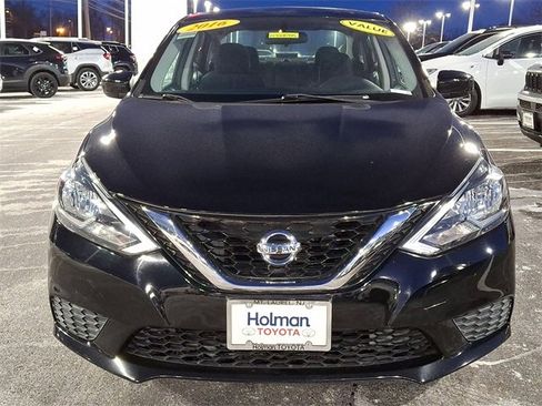 Used 2016 Nissan Sentra SV image 3