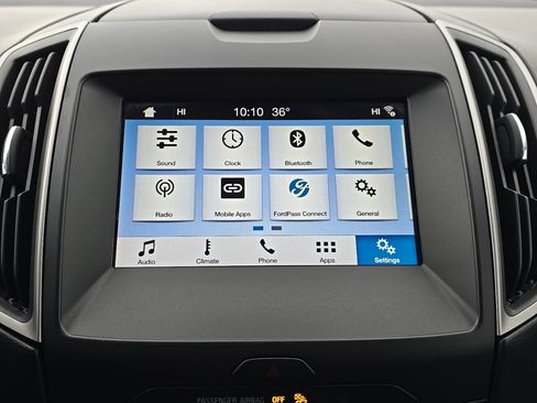 Used 2019 Ford Edge SEL image 14