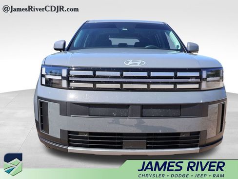 Used 2026 Hyundai Santa Fe SE image 3