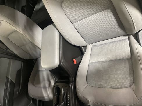 Used 2022 Chevrolet Colorado W/T w/ WT Convenience Package image 15