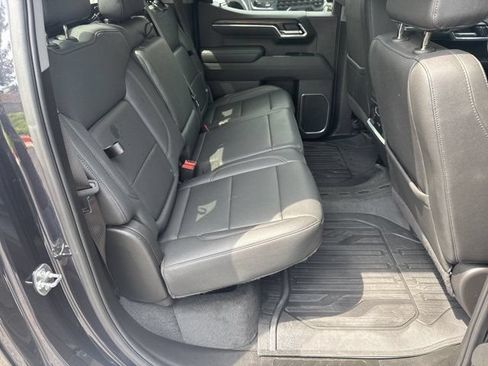 Used 2025 GMC Sierra 1500 SLT w/ SLT Premium Plus Package AWD/4WD image 16
