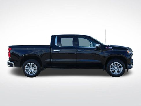 Used 2024 Chevrolet Silverado 1500 LTZ w/ Technology Package image 2