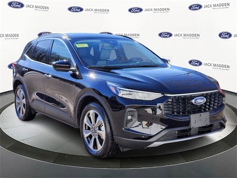 Certified 2025 Ford Escape Platinum w/ Premium Technology Package image 7