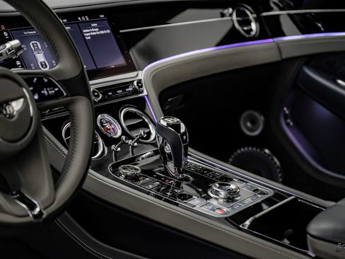 Used 2020 Bentley Continental GT AWD/4WD image 60