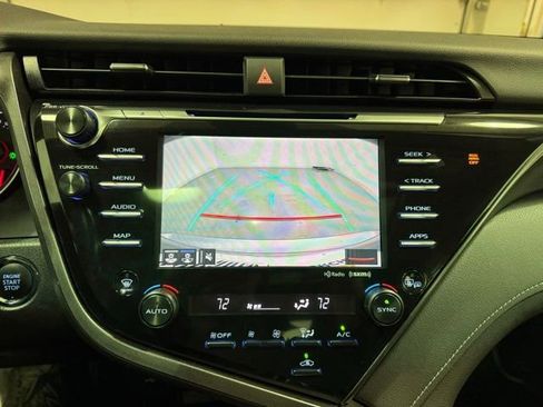 Used 2020 Toyota Camry XSE image 17