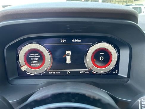 Used 2023 Nissan Rogue Platinum w/ Platinum Premium Package FWD image 14