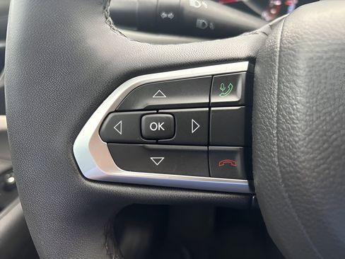 Used 2025 Jeep Compass Limited AWD/4WD image 50