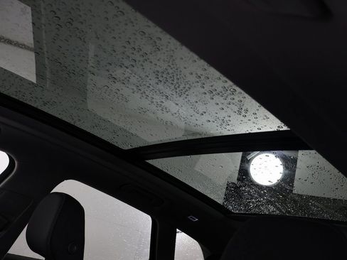 Certified 2025 Audi Q5 2.0T Premium Plus w/ Premium Plus image 9