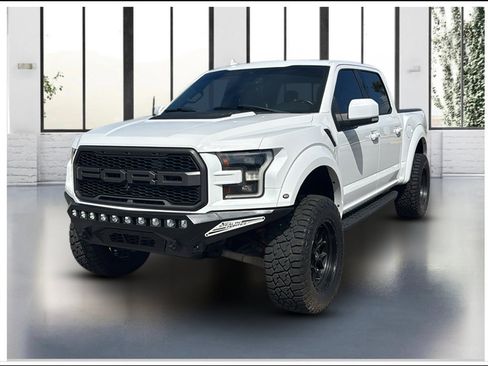 Used 2019 Ford F150 Raptor w/ Equipment Group 802A Luxury AWD/4WD image 1