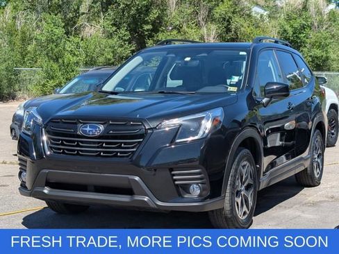 Certified 2023 Subaru Forester Premium AWD/4WD image 3