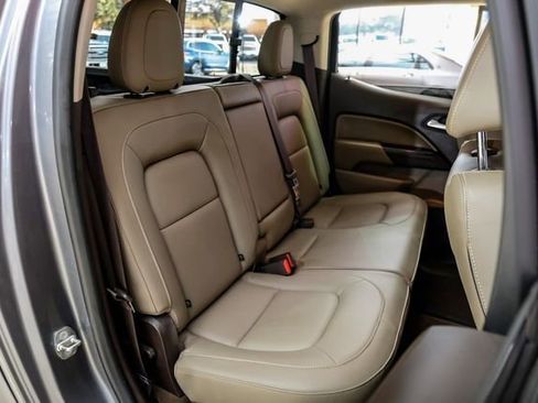 Used 2018 GMC Canyon SLT image 31